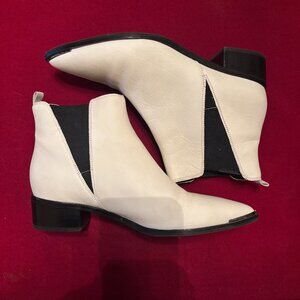 Marc Fisher White Chelsea Pointed Toe Booties | Size 9